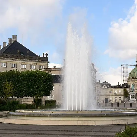 Apartment Sanders Frontier - Endearing Two-bedroom Near Royal Palace *