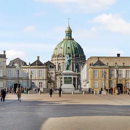 Sanders Frontier - Endearing Two-bedroom Near Royal Palace Copenhagen